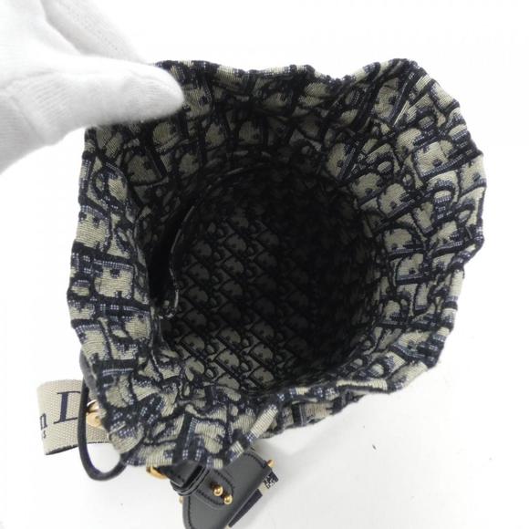 Christian Dior Oblique Dior Wicker Shoulder Bag - Picture 9 of 10